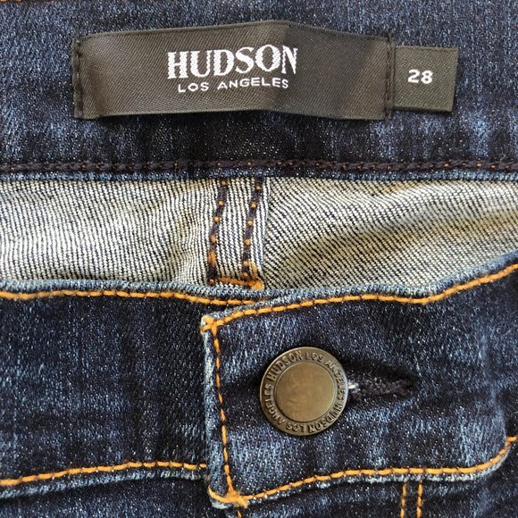 Hudson Amelia Mid-Rise Roll Cuff Shorts - Picture 9 of 11